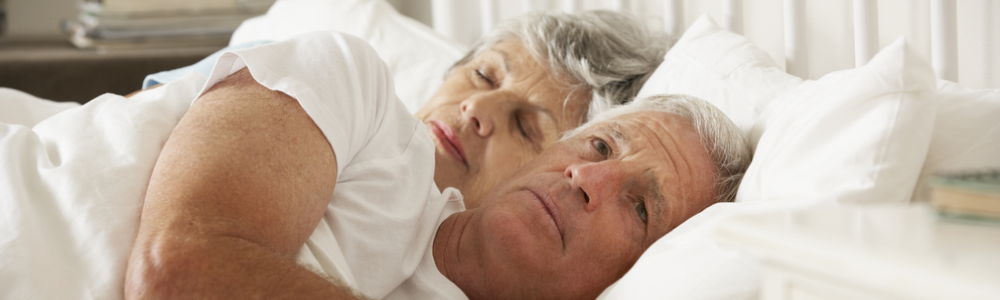 couple-in-bed