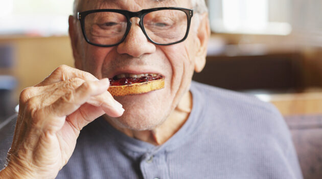 Man eating.